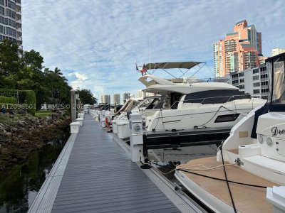 Comprar apartamento en Mystic Pointe 500 1803