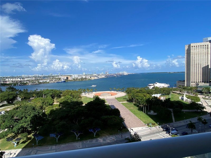 Alquiler de apartamento en 50 Biscayne 1508