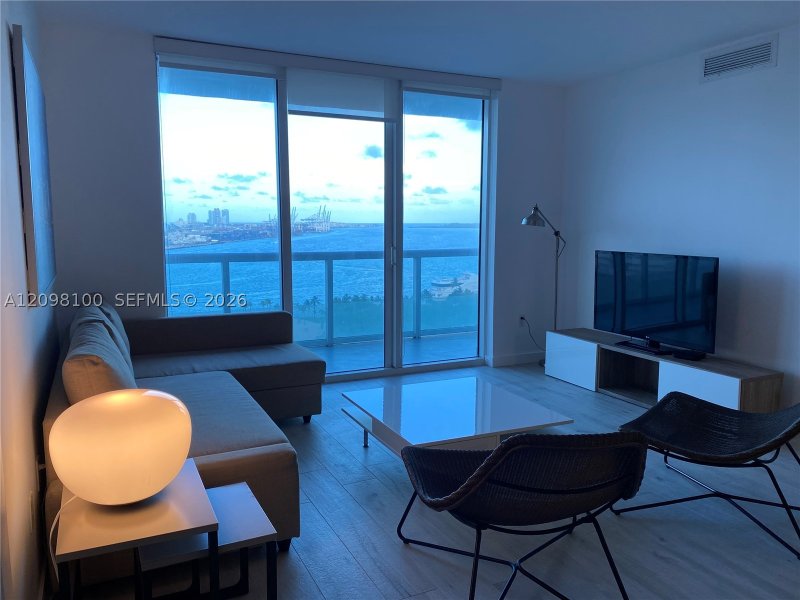 Alquiler de apartamento en 50 Biscayne 1508