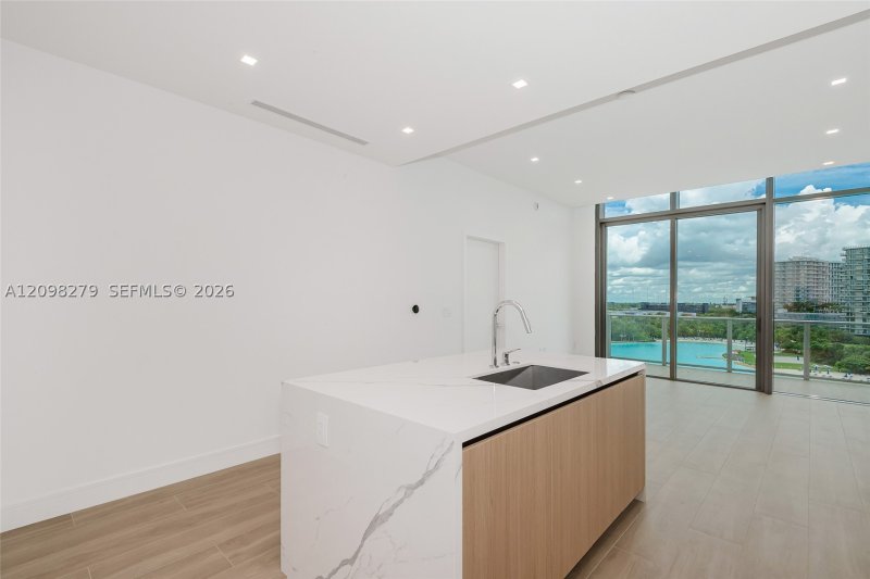 Aluguel de apartamento no One Park Tower by Turnberry 610