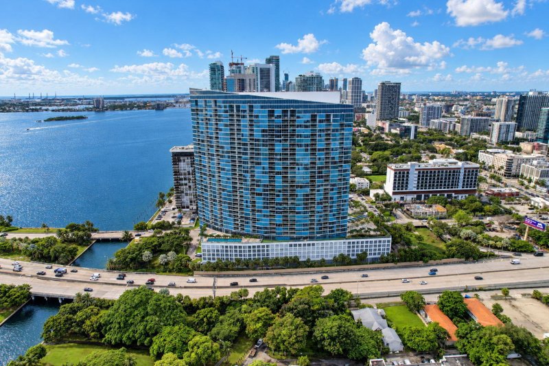 Comprar apartamento en Blue Condominium 1008