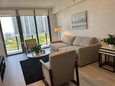 Alquiler de apartamento en Hyde Midtown 1206A