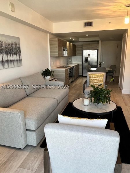 Alquiler de apartamento en Hyde Midtown 1206A