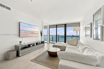 Comprar apartamento en Paraiso Bay Miami 2406
