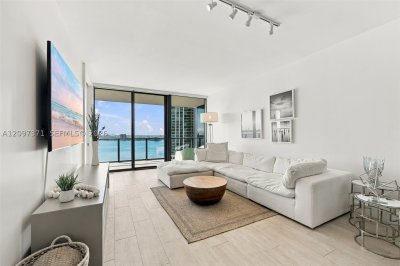 Comprar apartamento en Paraiso Bay Miami 2406