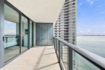 Comprar apartamento en Paraiso Bay Miami 2406