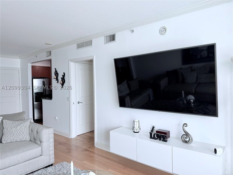 Apartment for rent at 350 Las Olas Place 2380