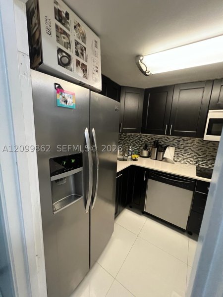 Apartment for rent at Four Ambassadors 1506