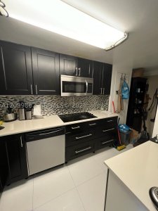 Aluguel de apartamento no Four Ambassadors 1506