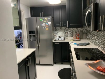 Aluguel de apartamento no Four Ambassadors 1506