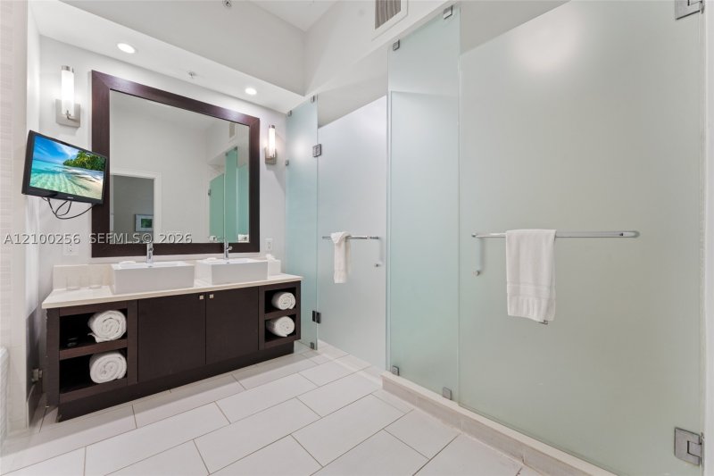 Comprar apartamento en The Blue Doral 408