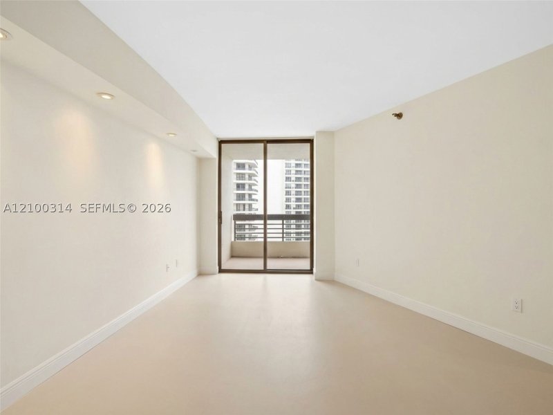 Apartment for rent at Mystic Pointe 100 1704