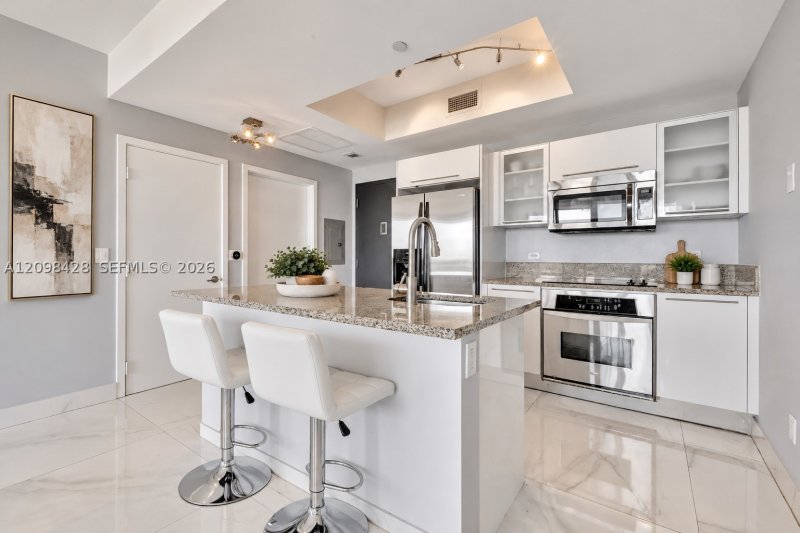 Comprar apartamento en Marina Blue 411