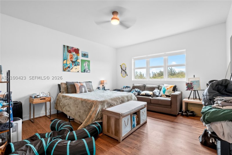 Condo for sale at One Fifty One at Biscayne 402