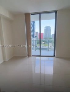 Aluguel de apartamento no Axis on Brickell South Tower 2002-S
