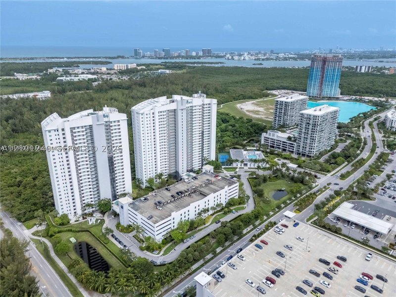 Aluguel de apartamento no One Fifty One at Biscayne 801