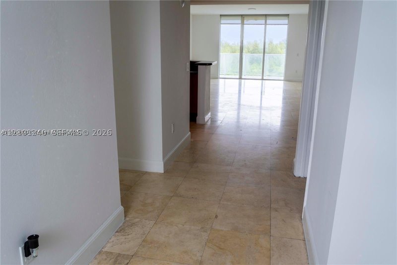 Aluguel de apartamento no One Fifty One at Biscayne 801