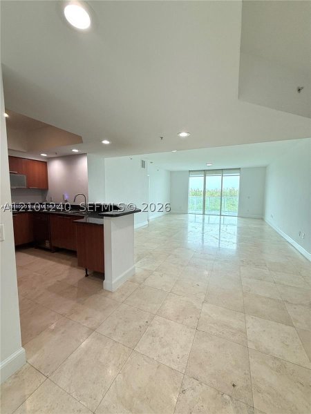 Aluguel de apartamento no One Fifty One at Biscayne 801