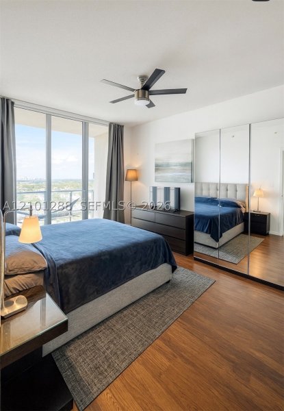 Condo for sale at Midtown Miami 2 H1603