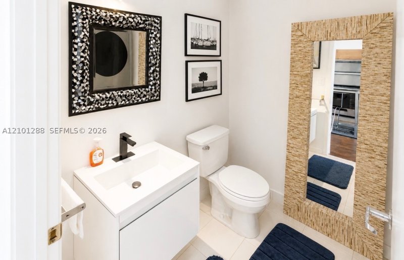 Condo for sale at Midtown Miami 2 H1603