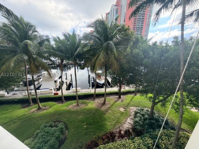 Aventura Marina Apt #308