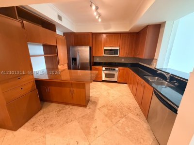 Aluguel de apartamento no Aventura Marina 308