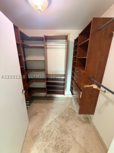 Aluguel de apartamento no Aventura Marina 308