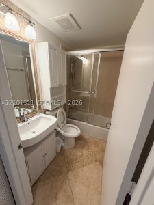 Aluguel de apartamento no Aventura Marina 308
