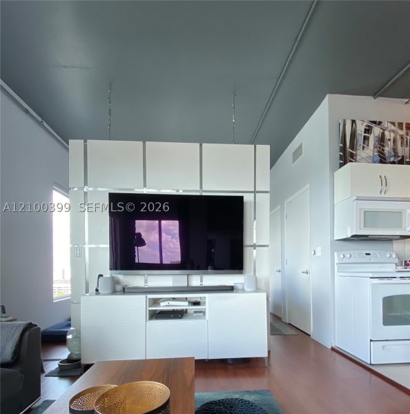 Property photo # 6