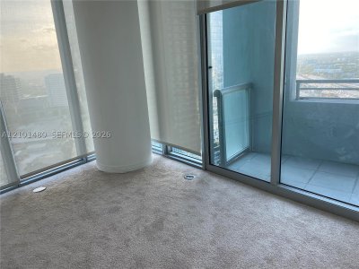 Comprar apartamento en Marina Blue 3001