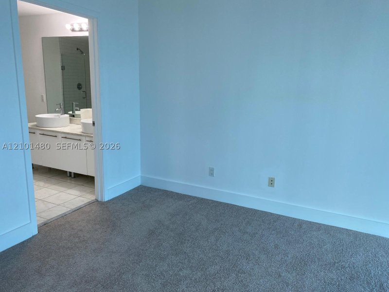 Comprar apartamento en Marina Blue 3001