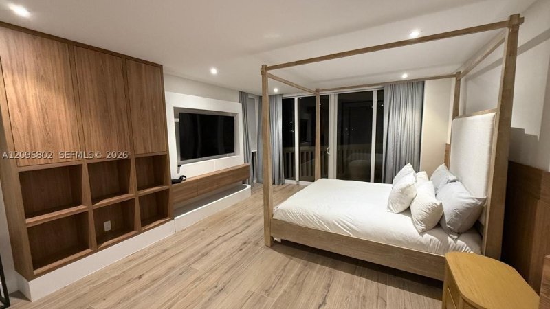 Property photo # 3