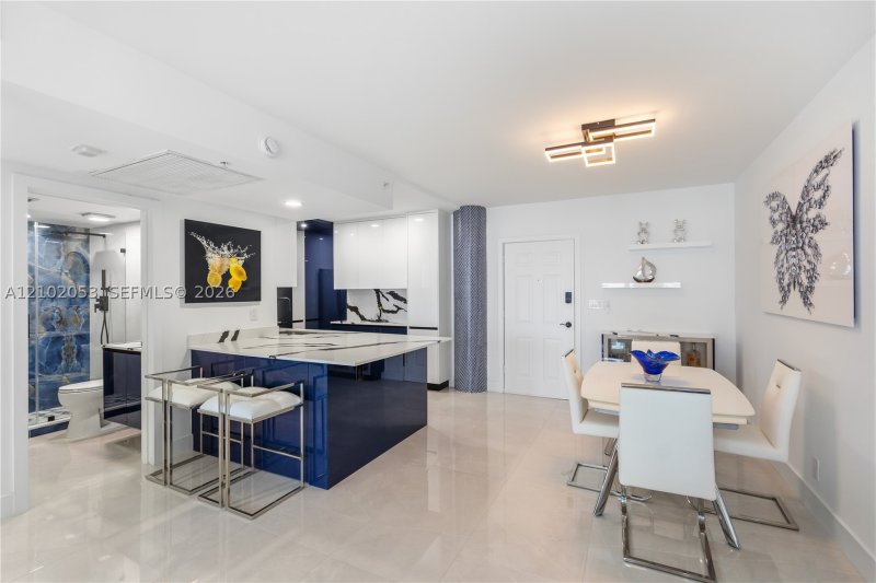 Comprar apartamento no The Wave Condo 408