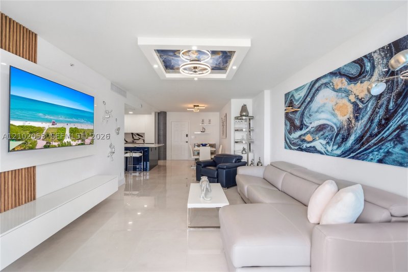 Comprar apartamento no The Wave Condo 408