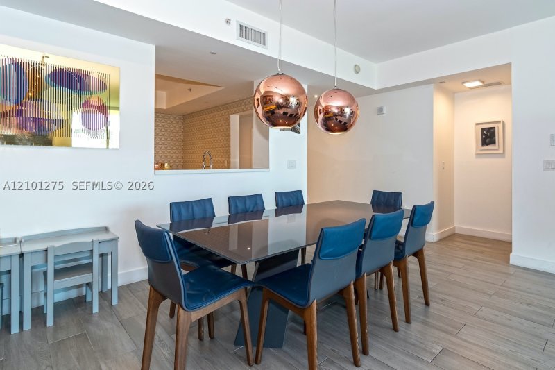 Condo for sale at Aventura Marina II 516
