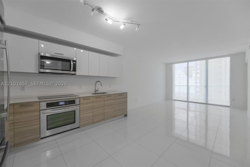 Condo for sale at Brickell House Condo 1203