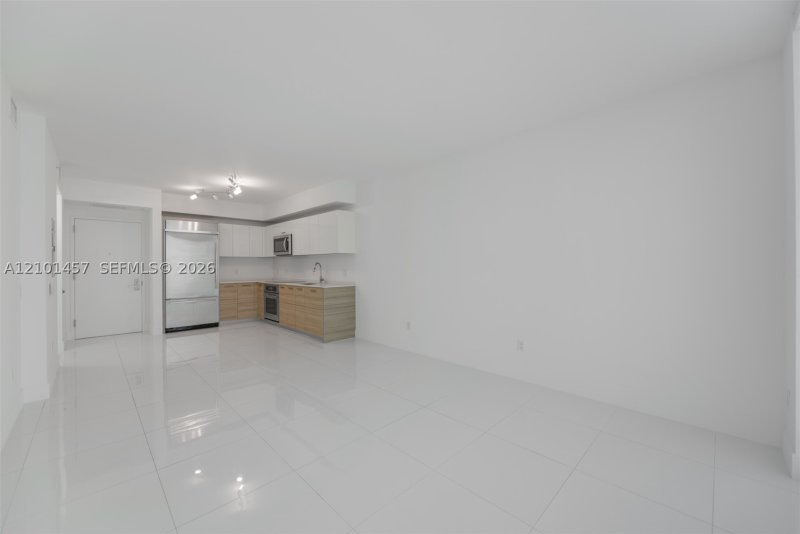 Condo for sale at Brickell House Condo 1203