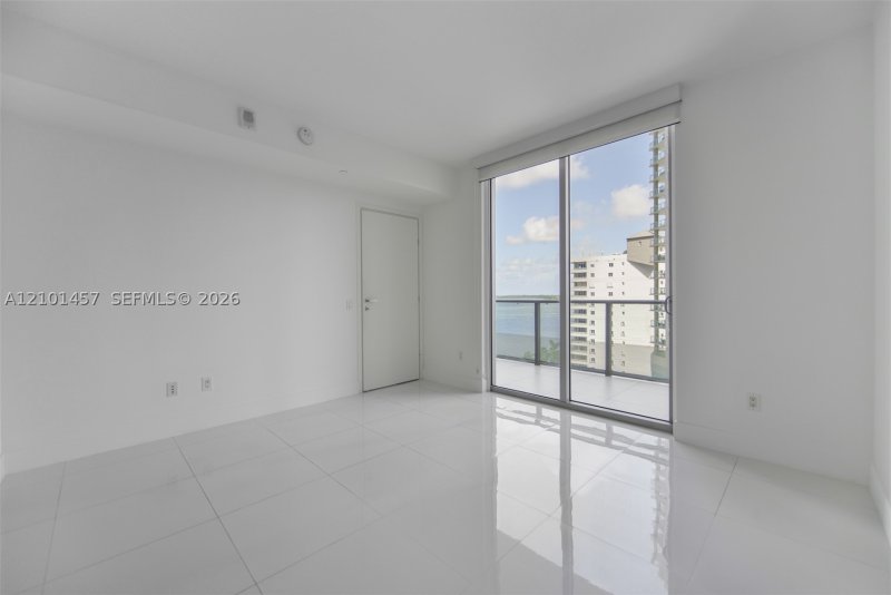 Condo for sale at Brickell House Condo 1203
