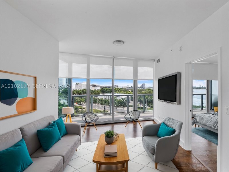Comprar apartamento en Marina Blue 612