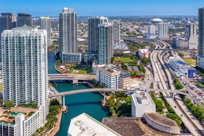 Condo for sale at Epic Miami 5010