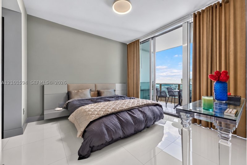Condo for sale at Epic Miami 5010