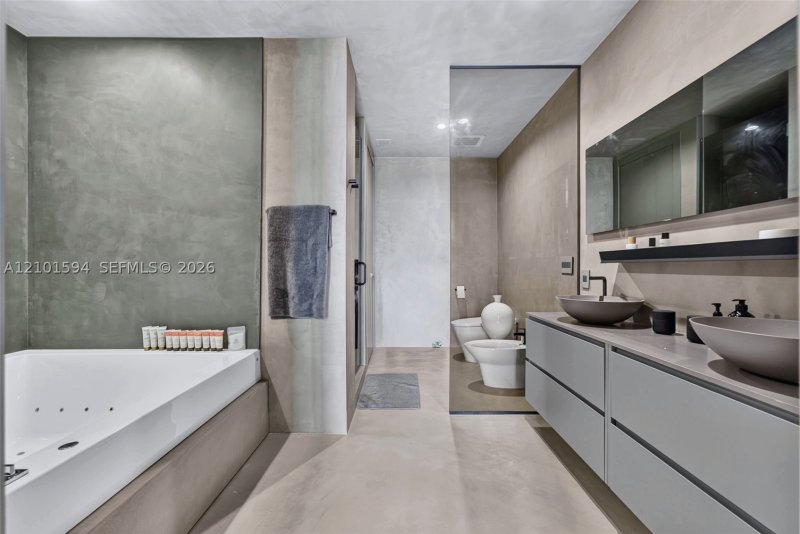 Condo for sale at Epic Miami 5010