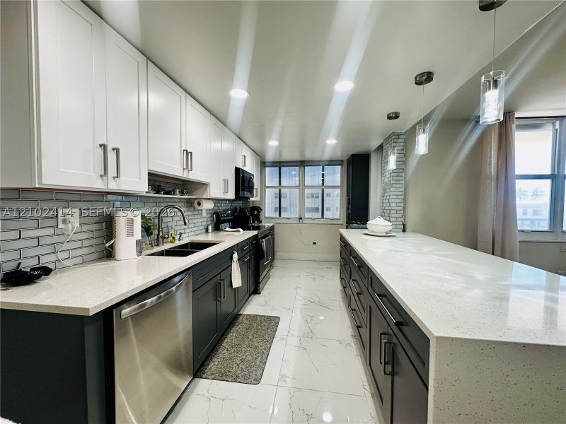 Property photo # 0