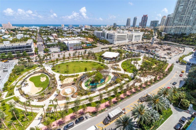 Apartment for rent at Floridian 1708