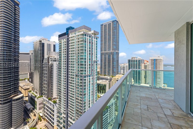 Comprar apartamento no Vue at Brickell 3506