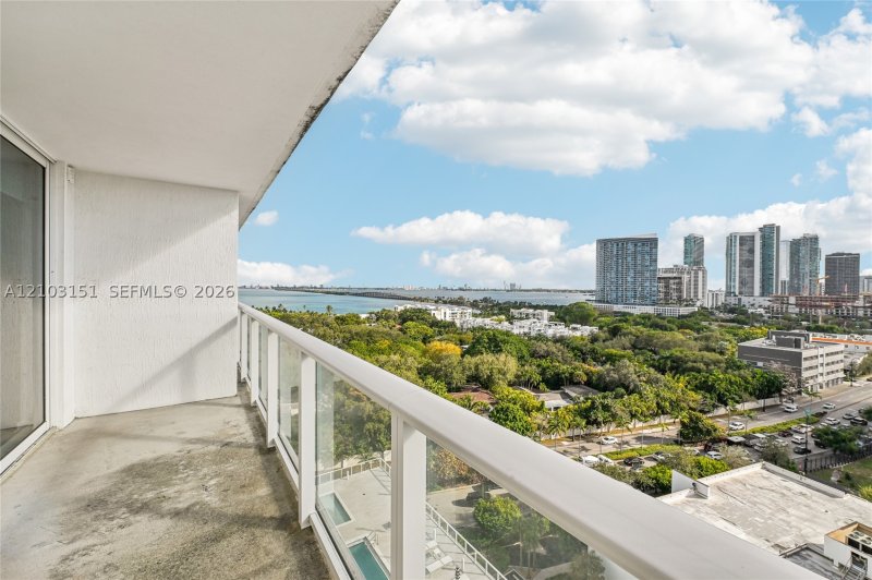 Apartment for rent at Baltus House 1516