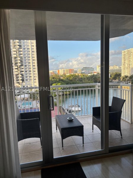 Apartment for rent at Del Prado Aventura 702