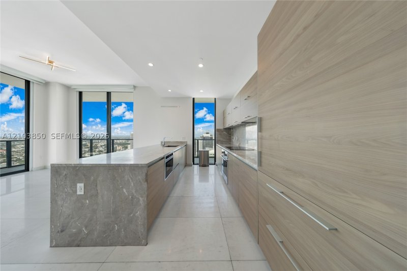 Apartment for rent at Dua Miami - SLS Brickell Condo PH5210
