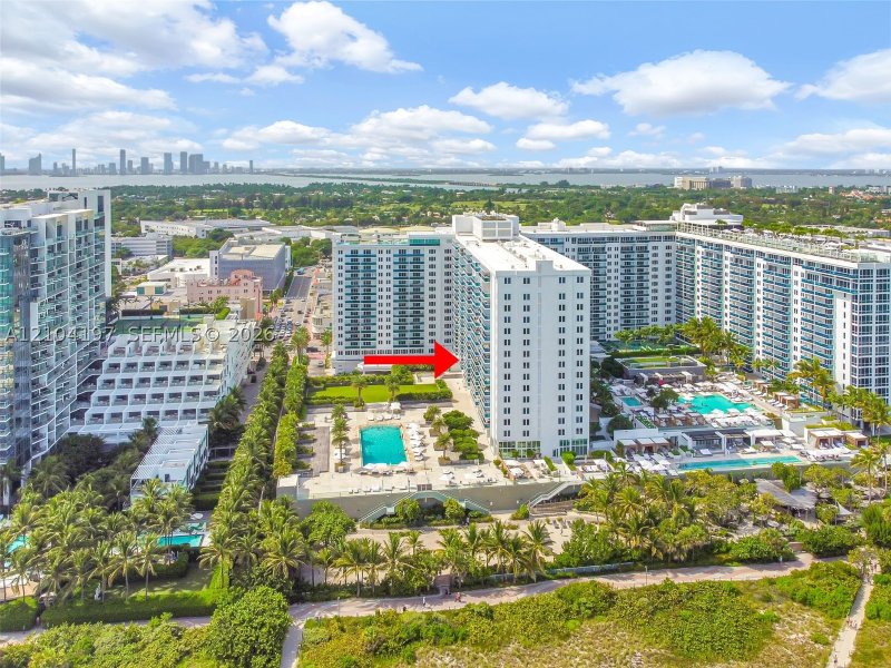 Comprar apartamento no Roney Palace 303