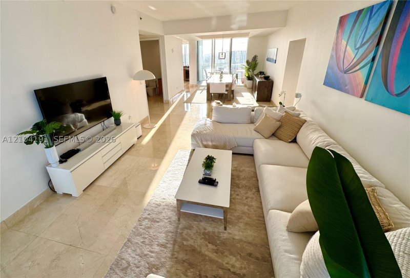 Apartment for rent at Trump Tower Two 1804